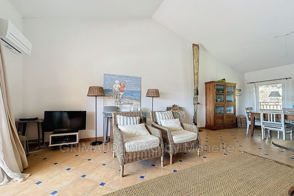 Beau T5 de 106 m² avec terrasse de 16 m² et garage – 5 pièces – 4 chambres – 106.00 m²