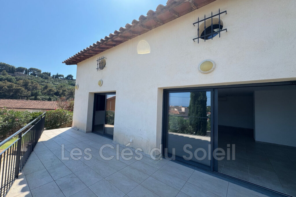 vente maison 4 Pièce(s) – 4 pièces – 3 chambres – 132.00 m²