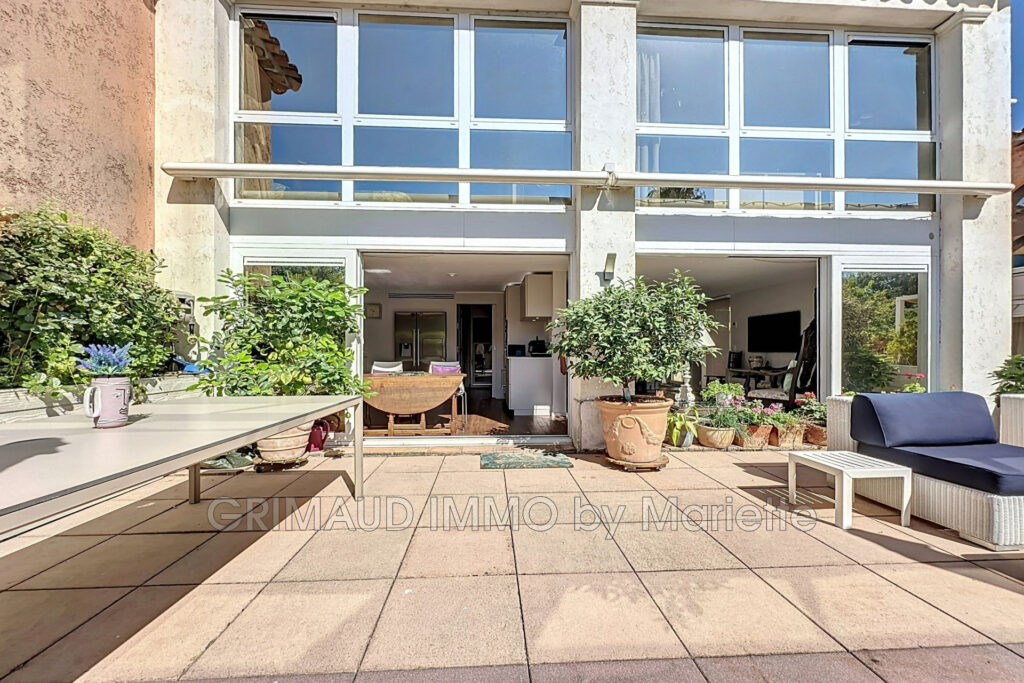 Bel appartement 3 chambres avec terrasse ensoleillée et ascens – 4 pièces – 3 chambres – 94.60 m²