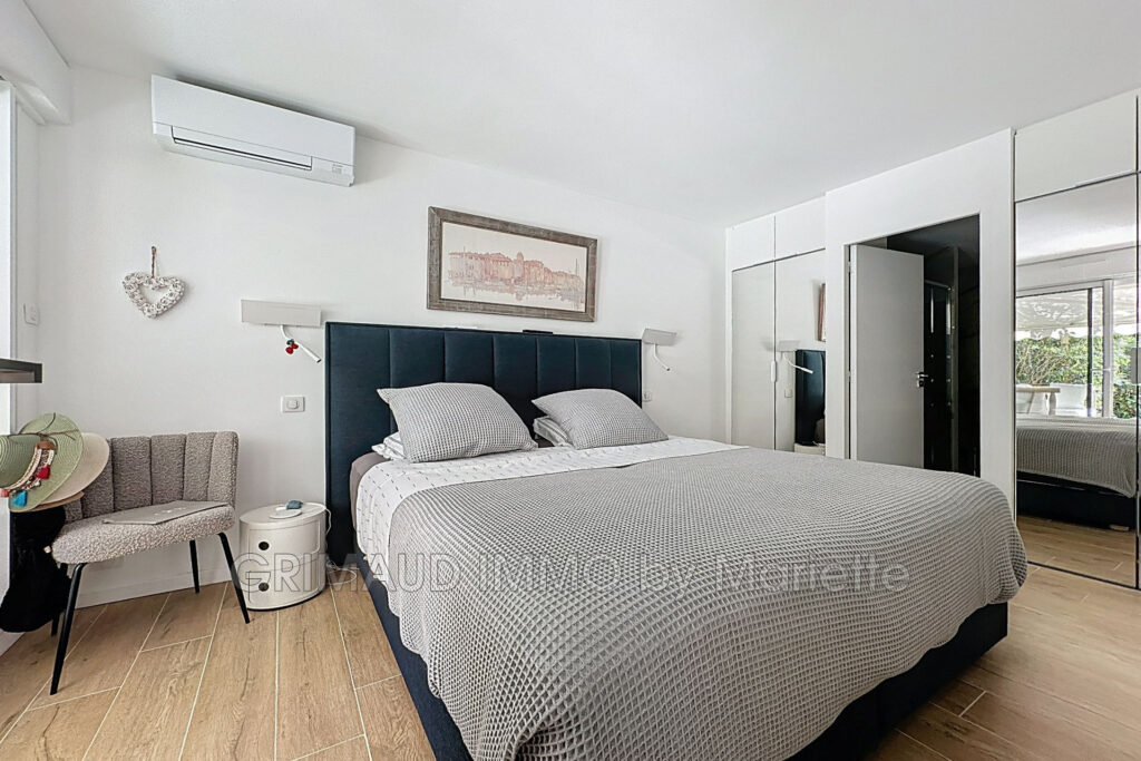 À 5 min de la place des Lices  Appartement avec jardin T4 – 4 pièces – 2 chambres – 80.33 m²