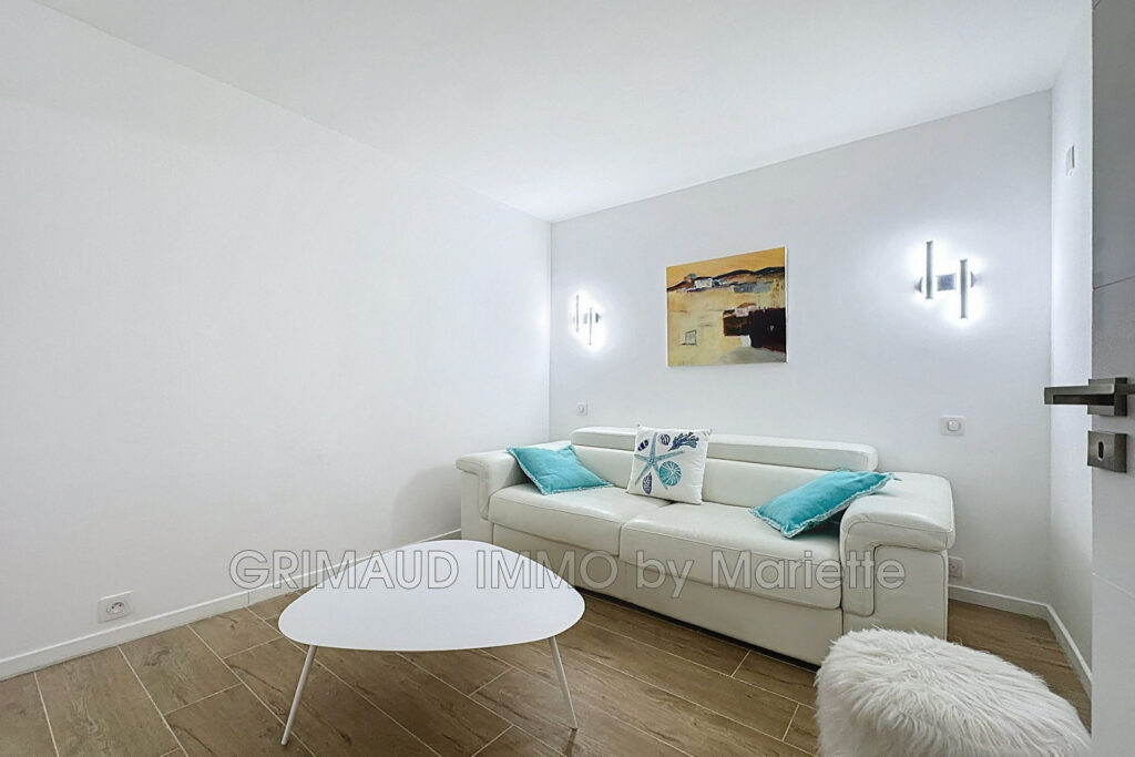 À 5 min de la place des Lices  Appartement avec jardin T4 – 4 pièces – 2 chambres – 80.33 m²