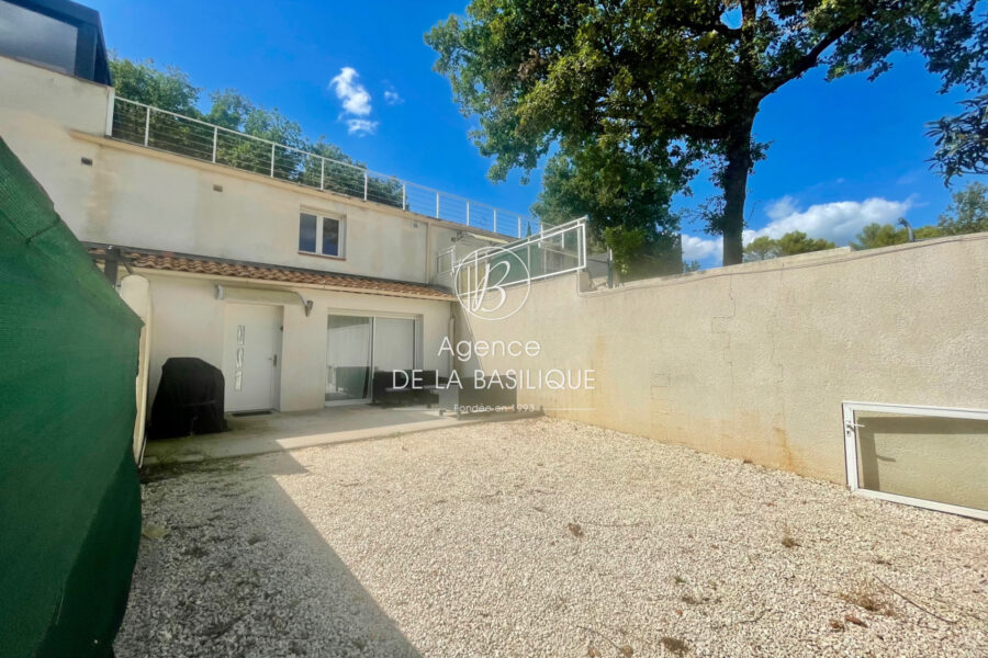Maison à vendre à Saint-maximin-la-sainte-baume