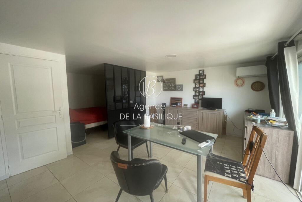 vente maison 4 Pièce(s) – 4 pièces – 7 chambres – 296.00 m²