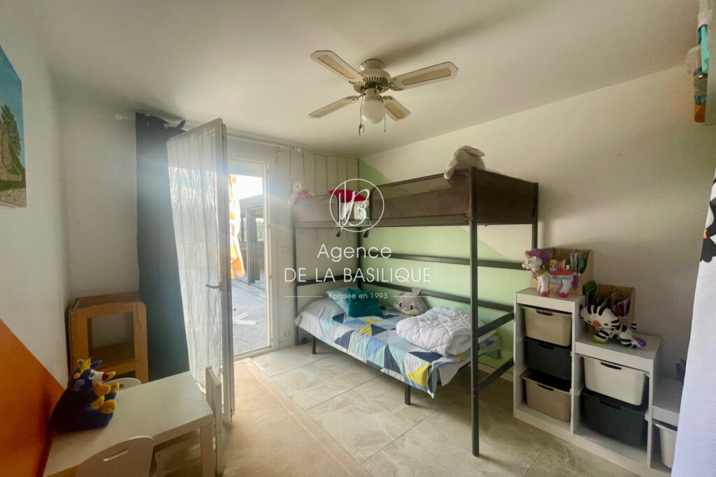 vente maison 4 Pièce(s) – 4 pièces – 7 chambres – 296.00 m²