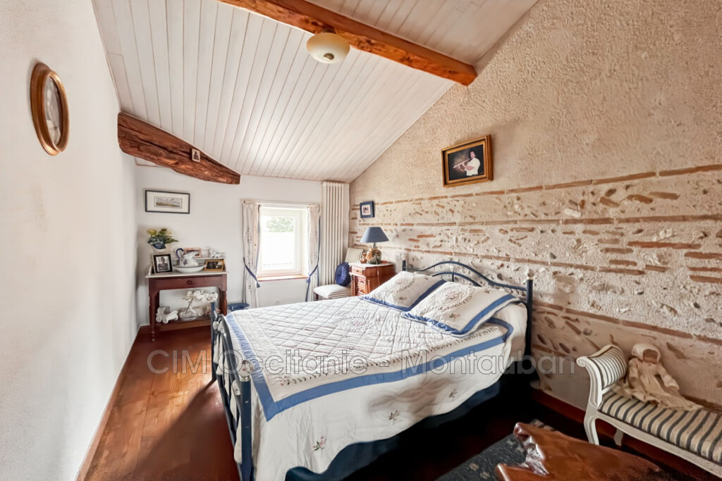 vente maison 6 Pièce(s) – 6 pièces – 4 chambres – 201.00 m²