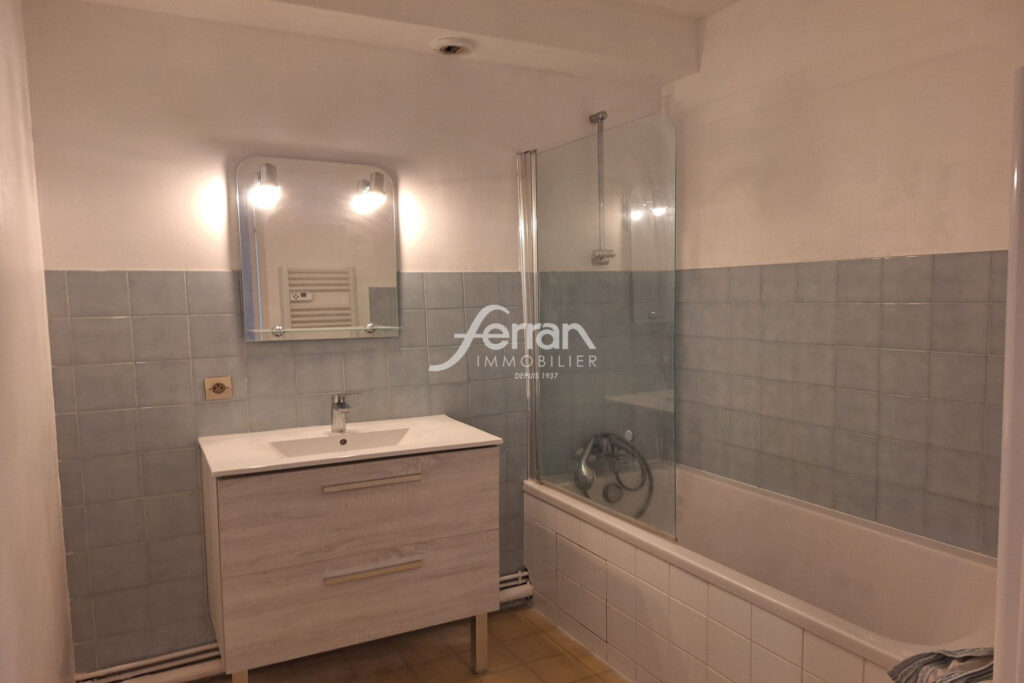 location appartement 3 Pièce(s) – 3 pièces – 2 chambres – 65.00 m²