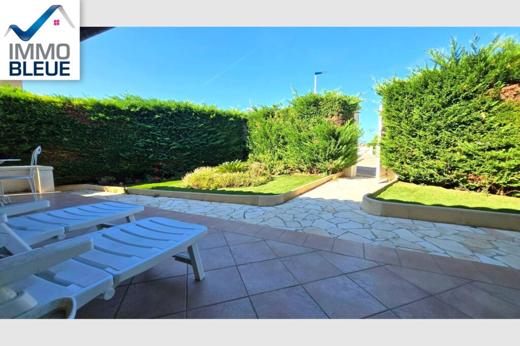 vente maison – NR pièces – 2 chambres – 93.00 m²