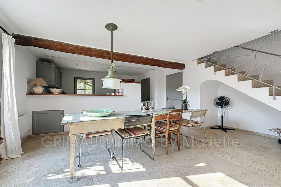 Maison à vendre à Grimaud