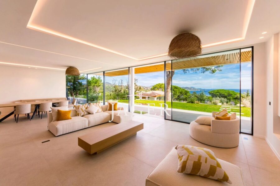 Maison à vendre à Sainte-Maxime — Vue mer — photo 2