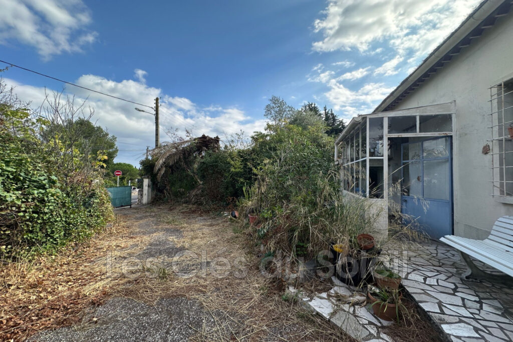 Maison de plain-pied, toulon les Ameniers- la Serinette sur gr – 4 pièces – NR chambres – 94.40 m²