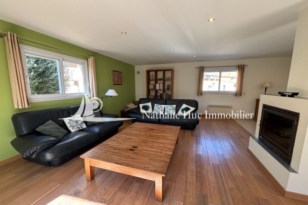 vente maison 5 Pièce(s) – 5 pièces – 4 chambres – 162.63 m²