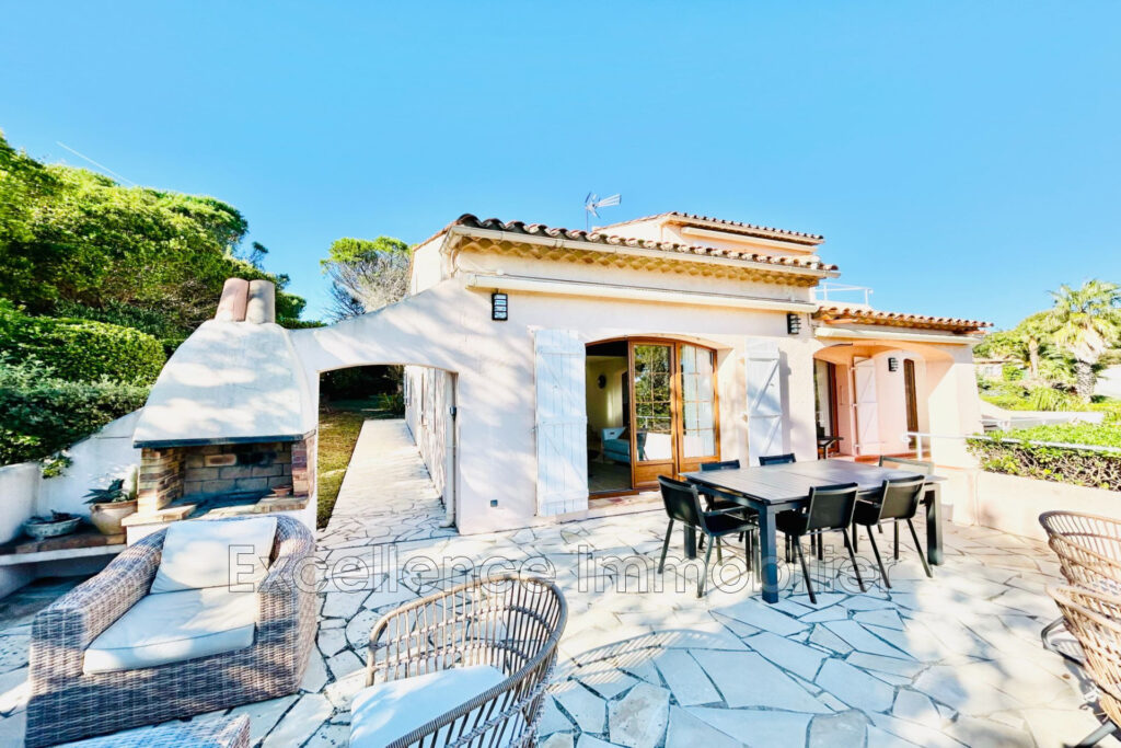 vente villa 6 Pièce(s) – 6 pièces – 4 chambres – 140.00 m²