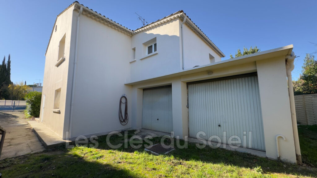 vente  6 Pièce(s) – 6 pièces – 4 chambres – 145.00 m²