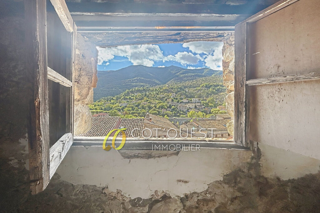 vente immeuble 4 Pièce(s) – 6 pièces – 5 chambres – 142.24 m²