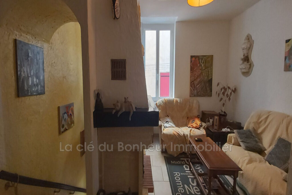 vente maison de village 4 Pièce(s) – 4 pièces – 2 chambres – 74.00 m²