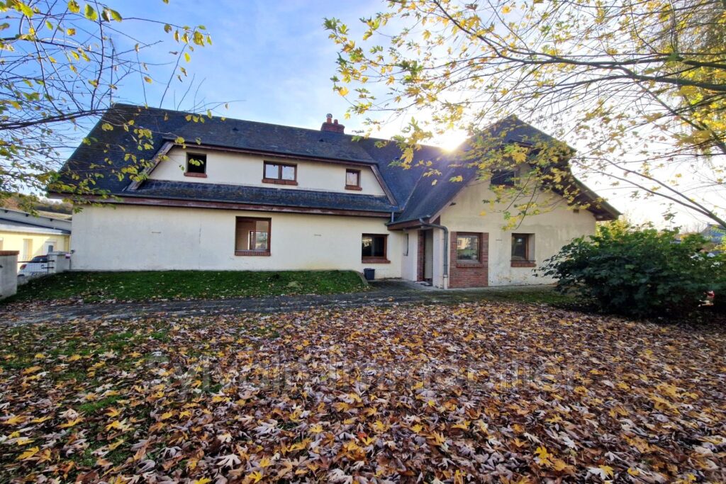 vente maison 7 Pièce(s) – 7 pièces – 4 chambres – 180.00 m²