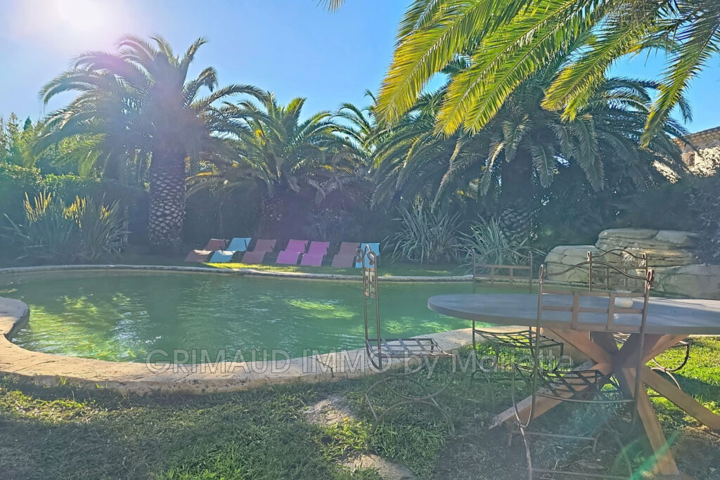 vente maison 8 Pièce(s) – 8 pièces – 5 chambres – 360.00 m²