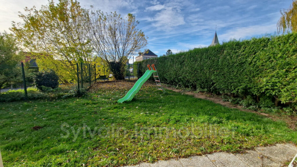 vente maison 7 Pièce(s) – 7 pièces – 4 chambres – 180.00 m²