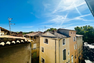 Au c½ur de PERTUIS, proche de toutes les commodités, dans un e – 3 pièces – 2 chambres – 42.28 m²