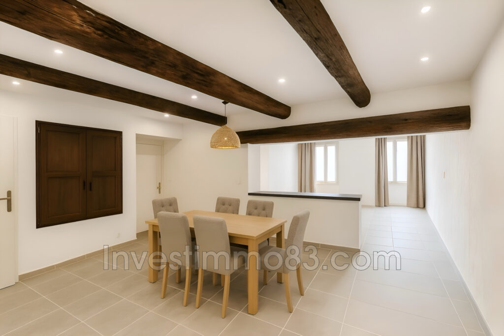 Au c½ur de PERTUIS, proche de toutes les commodités, dans un e – 3 pièces – 2 chambres – 70.16 m²