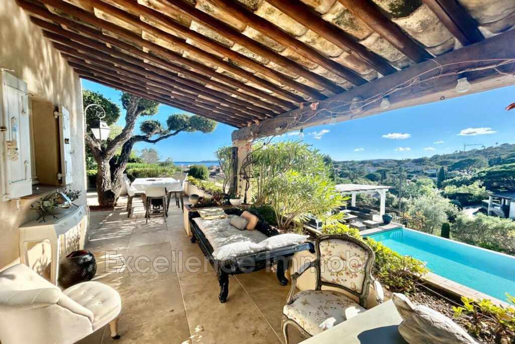 vente villa 5 Pièce(s) – 5 pièces – 3 chambres – 115.00 m²