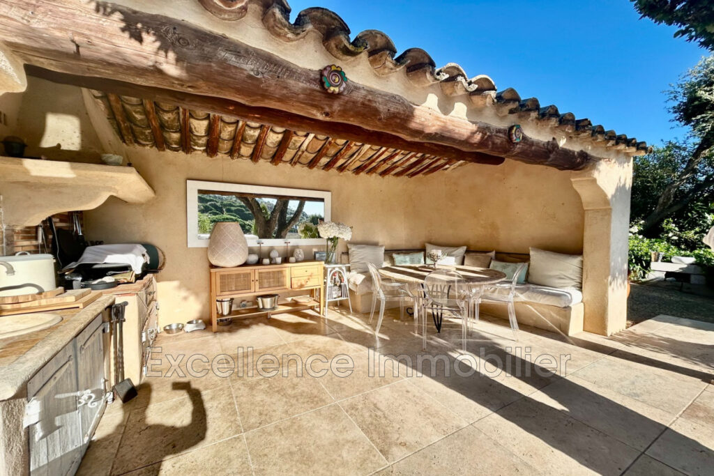 vente villa 5 Pièce(s) – 5 pièces – 3 chambres – 115.00 m²