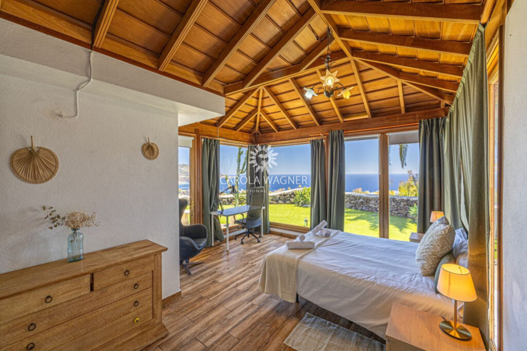 vente maison de campagne 4 Pièce(s) – 4 pièces – 2 chambres – 148.00 m²