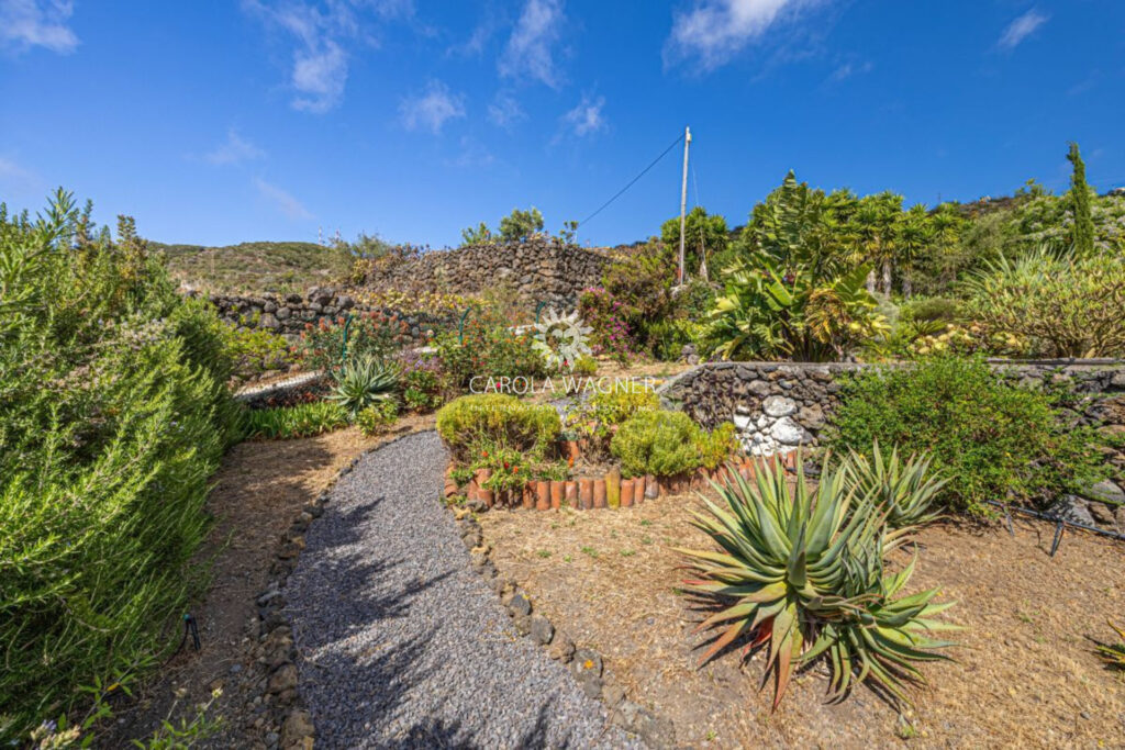 vente maison de campagne 3 Pièce(s) – 3 pièces – 1 chambre – 80.00 m²