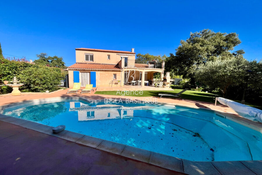 Maison à vendre à Saint-maximin-la-sainte-baume