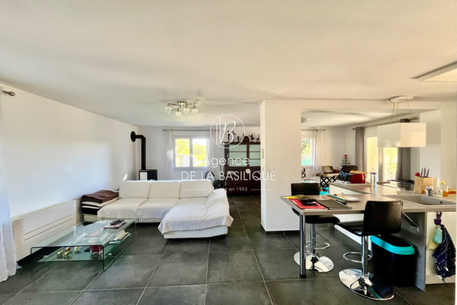 Maison à vendre à Saint-maximin-la-sainte-baume