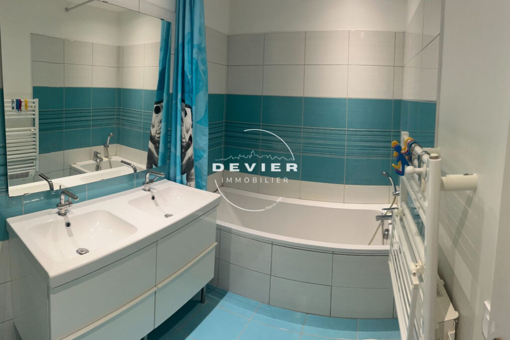 vente villa 6 Pièce(s) – 6 pièces – 5 chambres – 170.00 m²