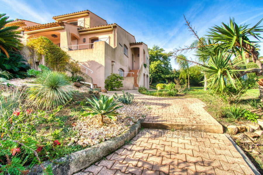 Maison à vendre à Les issambres