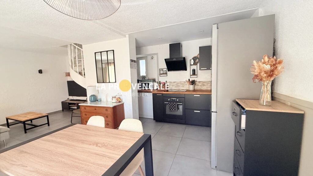 vente maison 3 Pièce(s) – 3 pièces – 2 chambres – 74.00 m²