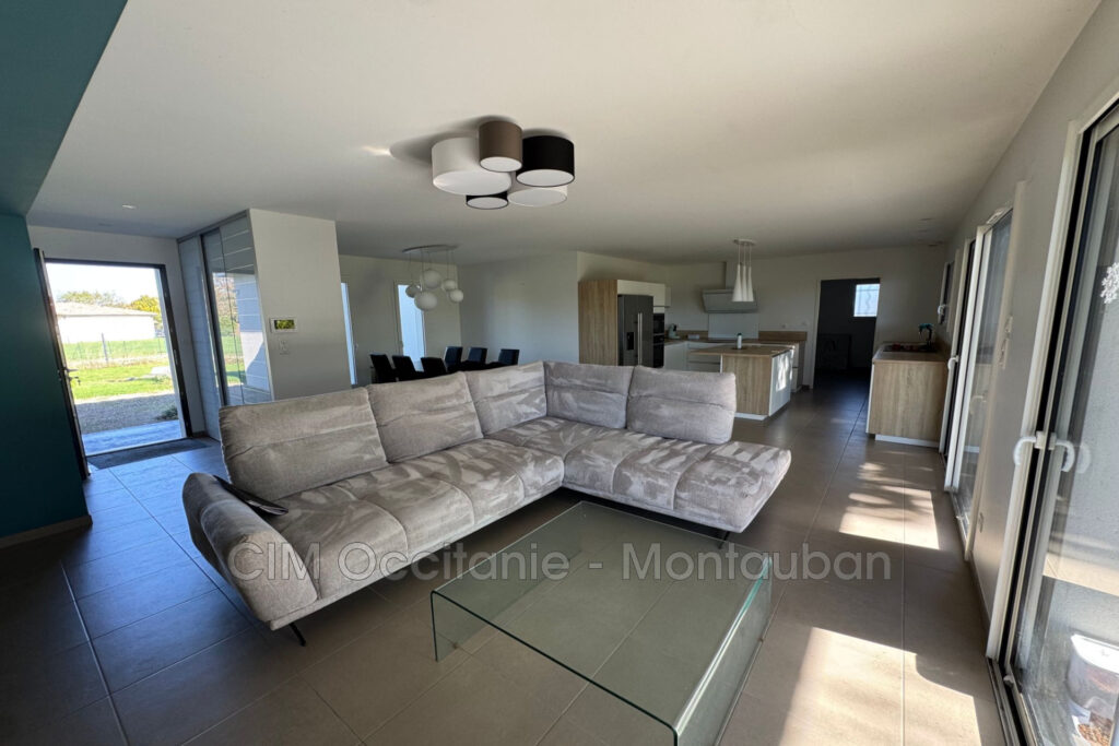 vente maison 5 Pièce(s) – 5 pièces – 4 chambres – 128.00 m²