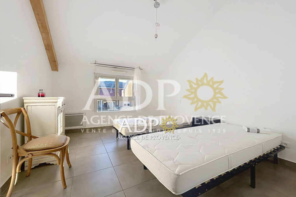 location appartement 3 Pièce(s) – 3 pièces – 1 chambre – 56.00 m²