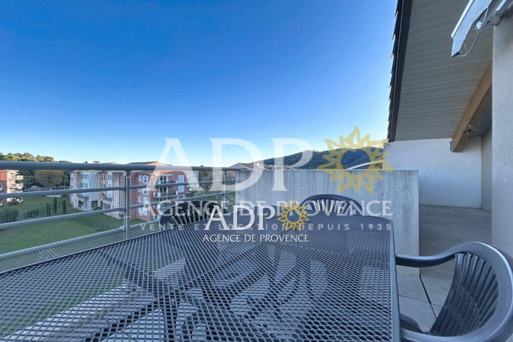 location appartement 3 Pièce(s) – 3 pièces – 1 chambre – 56.00 m²