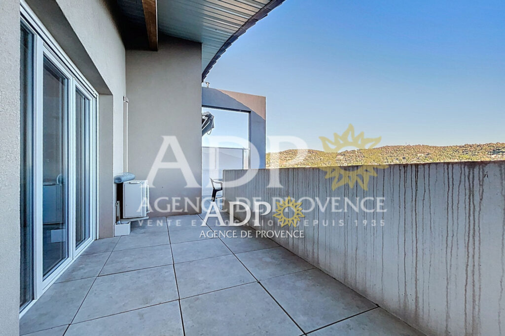 location appartement 3 Pièce(s) – 3 pièces – 1 chambre – 56.00 m²