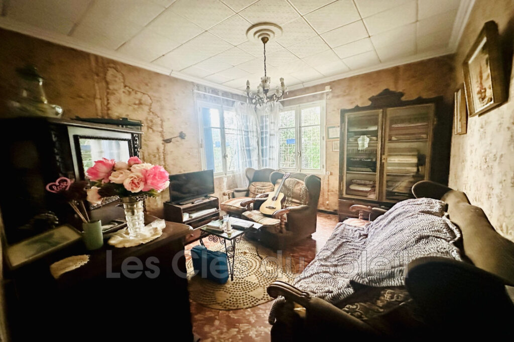 Maison de plain-pied, toulon les Ameniers- la Serinette sur gr – 4 pièces – NR chambres – 94.40 m²