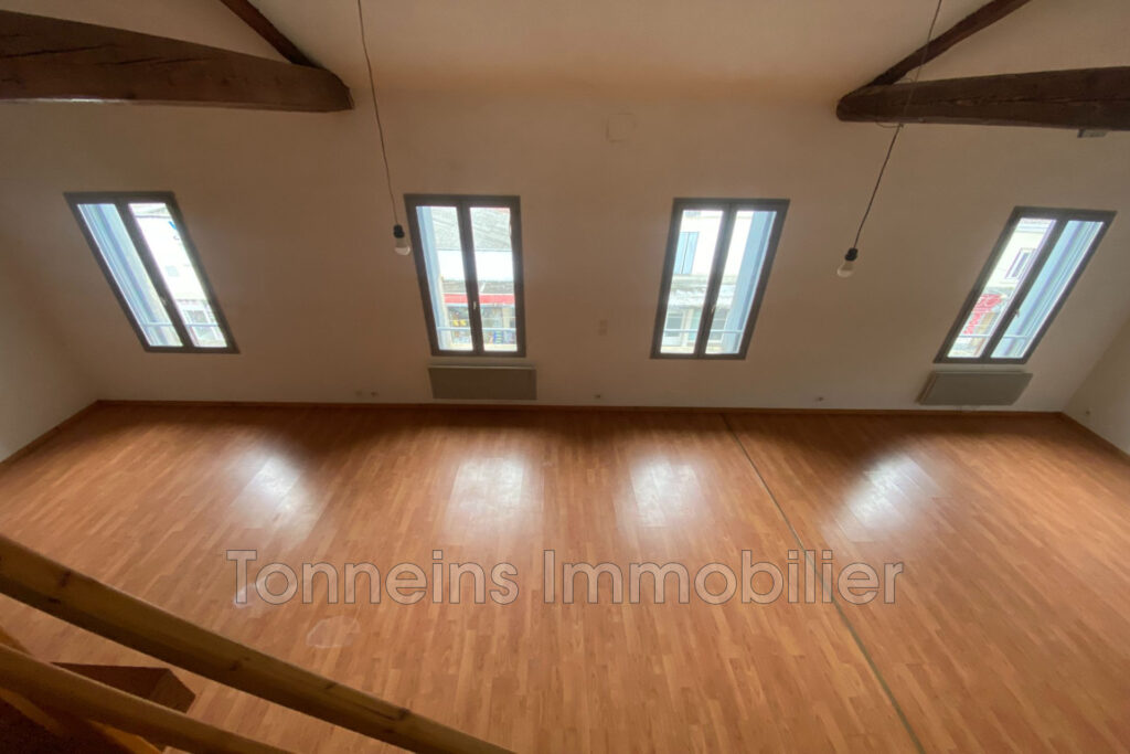 APPARTEMENT – CENTRE VILLE – 3 pièces – 2 chambres – 79.34 m²