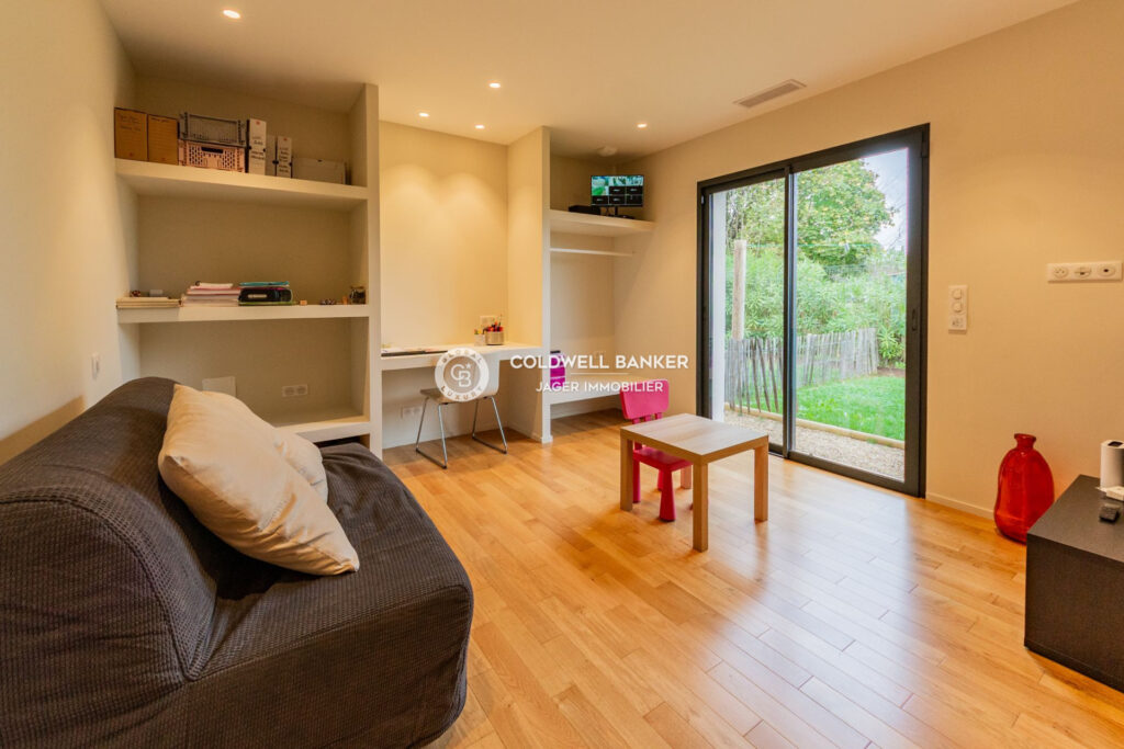 vente maison 5 Pièce(s) – 5 pièces – 4 chambres – 165.00 m²