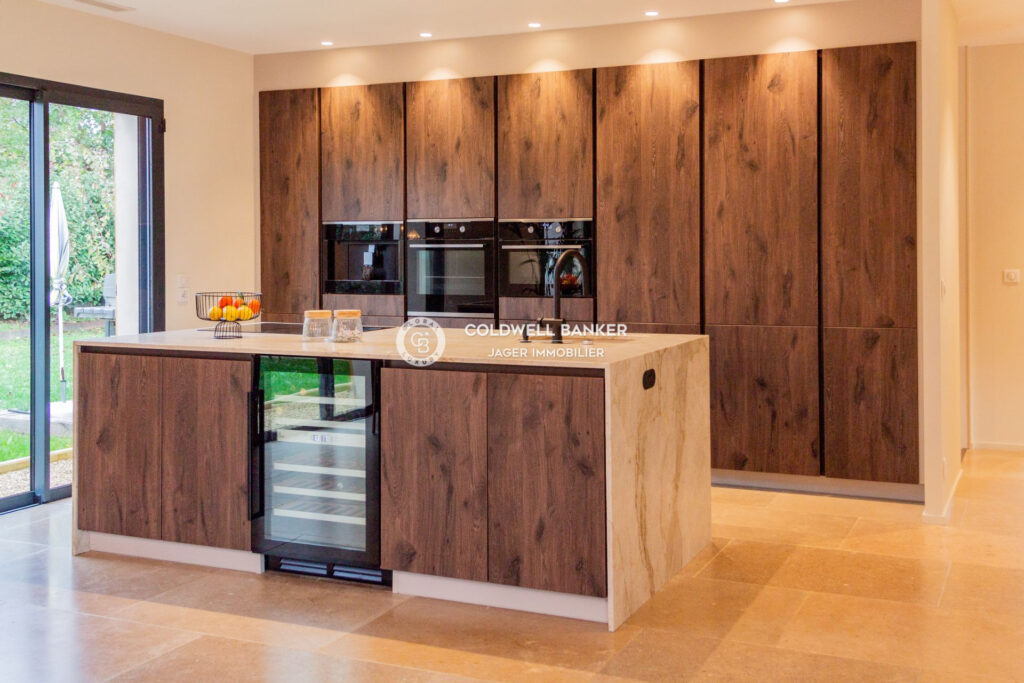 vente maison 5 Pièce(s) – 5 pièces – 4 chambres – 165.00 m²