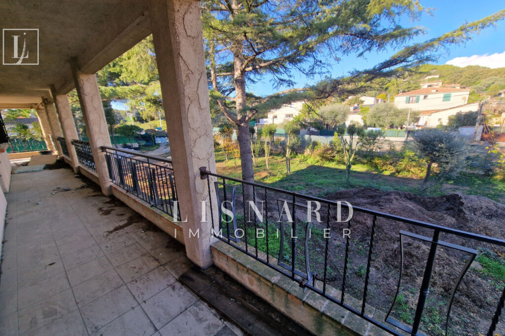 vente villa 5 Pièce(s) – 5 pièces – NR chambres – 243.00 m²