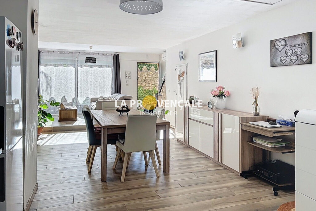 vente maison 3 Pièce(s) – 3 pièces – 2 chambres – 75.00 m²