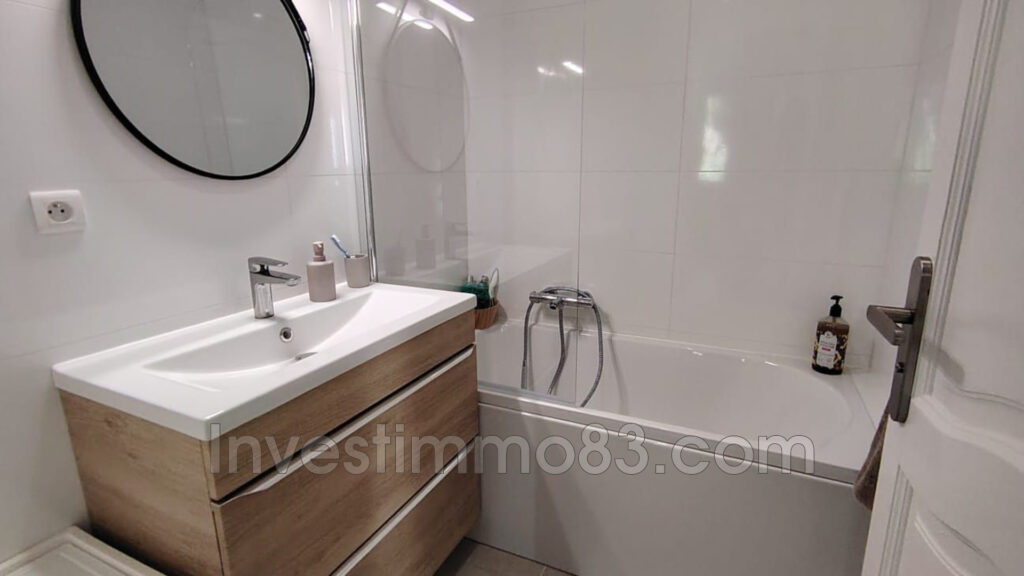 vente maison 4 Pièce(s) – 4 pièces – 3 chambres – 100.00 m²