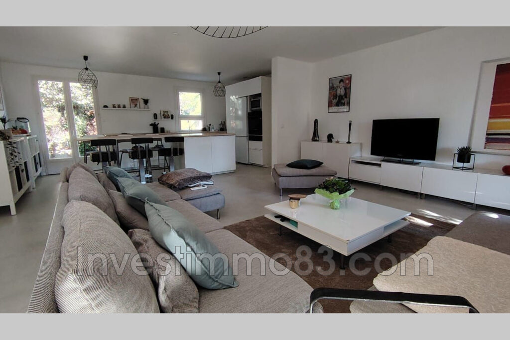 vente maison 4 Pièce(s) – 4 pièces – 3 chambres – 100.00 m²