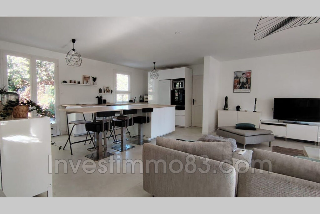 vente maison 4 Pièce(s) – 4 pièces – 3 chambres – 100.00 m²