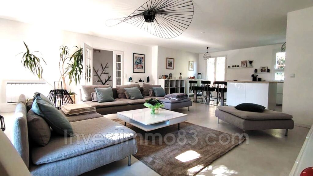 vente maison 4 Pièce(s) – 4 pièces – 3 chambres – 100.00 m²