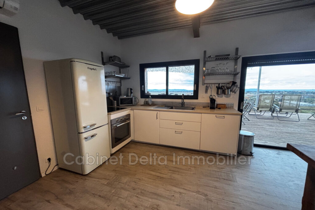 Maison à Vendre  Villa d’Exception à Hyères : Vue Mer Panoram – 6 pièces – 5 chambres – 131.00 m²