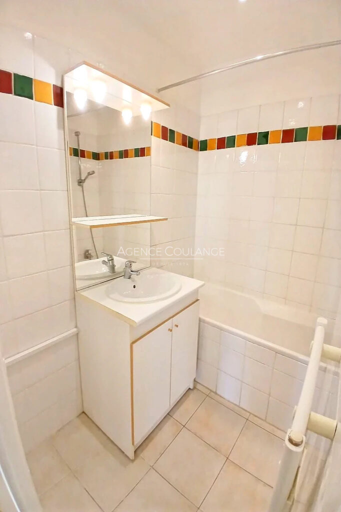 location appartement 3 Pièce(s) – 3 pièces – 2 chambres – 64.20 m²