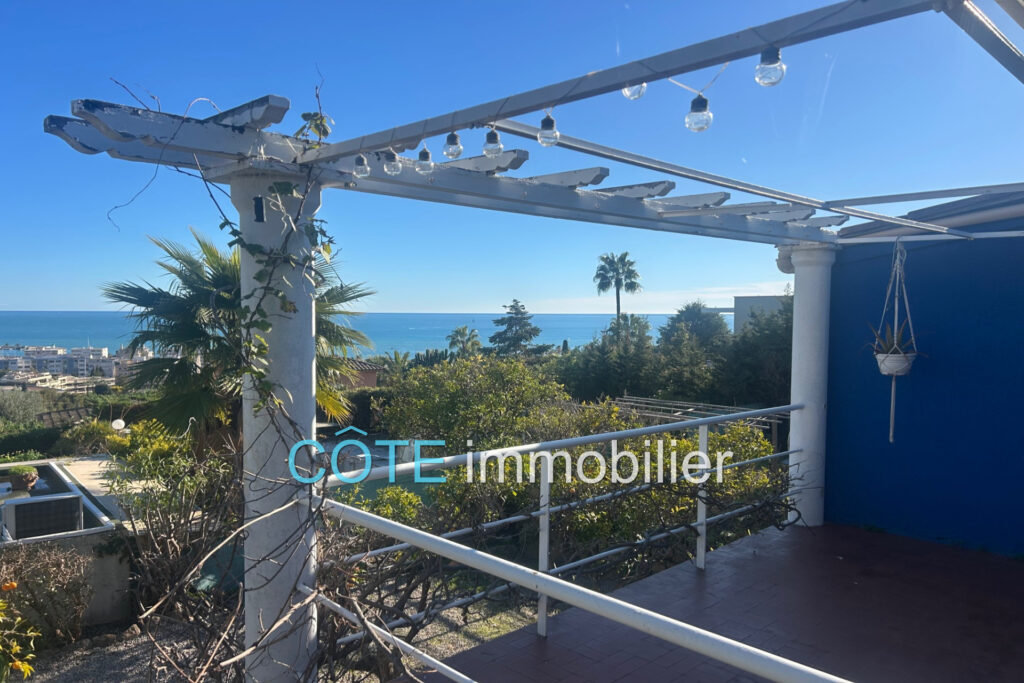Collines Golfe juan, maison vue mer 100m² – 4 pièces – 2 chambres – 100.00 m²